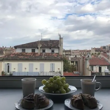 Apartment Grand Avec Vue Sur Notre Dame De La Garde Marseille